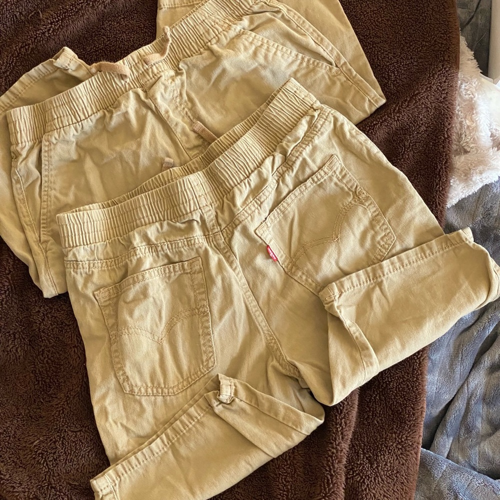 Boys Size L EUC Levi’s Khaki shorts